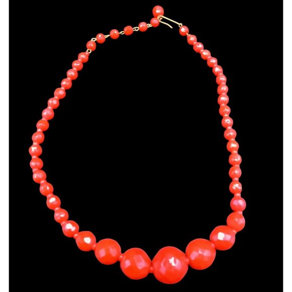 Red Lucite Necklace Faceted Beads Vintage West Germany Adjust 15.5 In  Jewelry - Picture 1 of 14